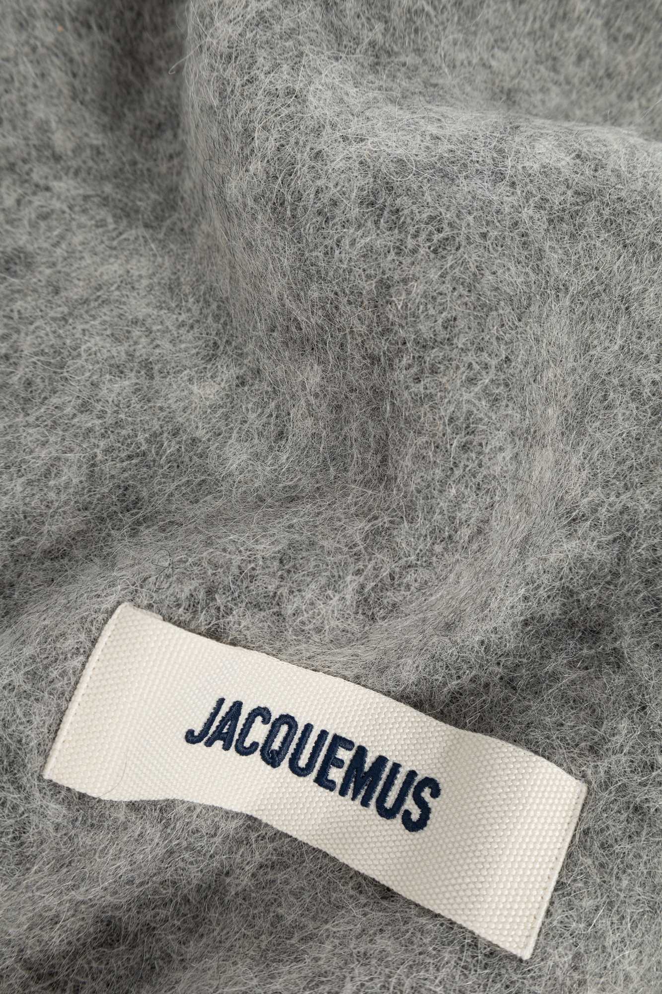 小物 Jacquemus 2024 Logo Lable Neck Scarf The Jacquemus scarf by JACQUEMUS | Official website